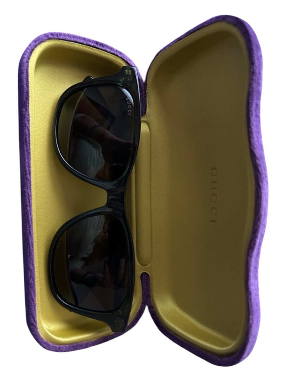 Gucci Black Sunglasses with Gold-Tone Case Interior